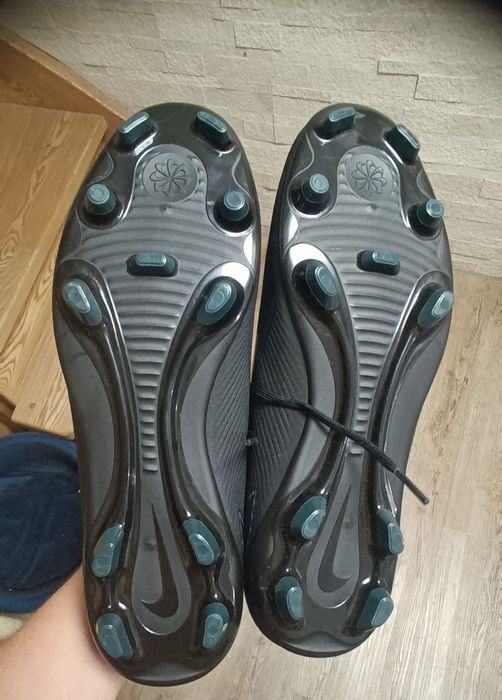 Buty piłkarskie korki lanki NIKE Vapor Club