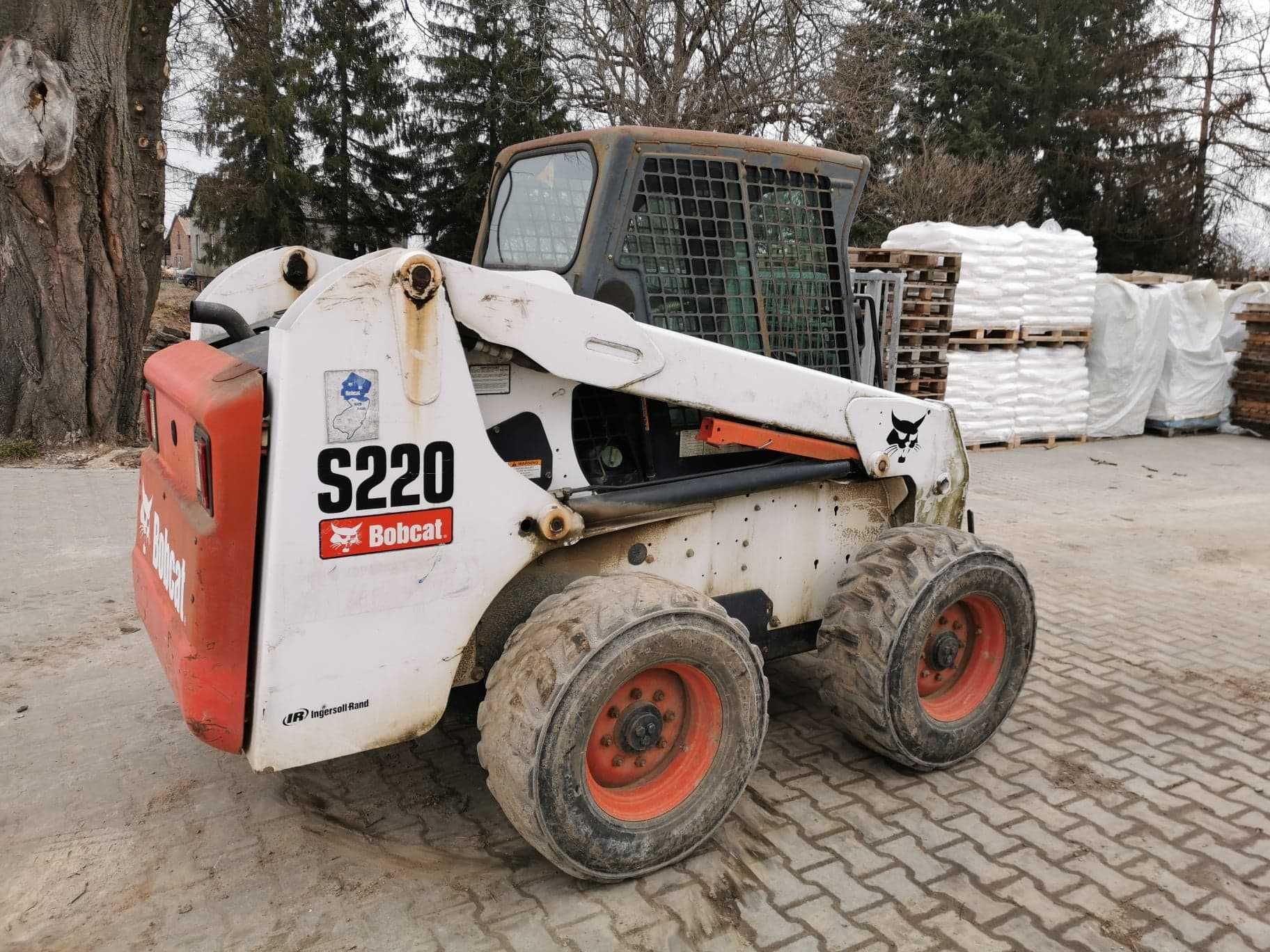 Miniładowarka BOBCAT wynajem bez operatora ,wynajmę.