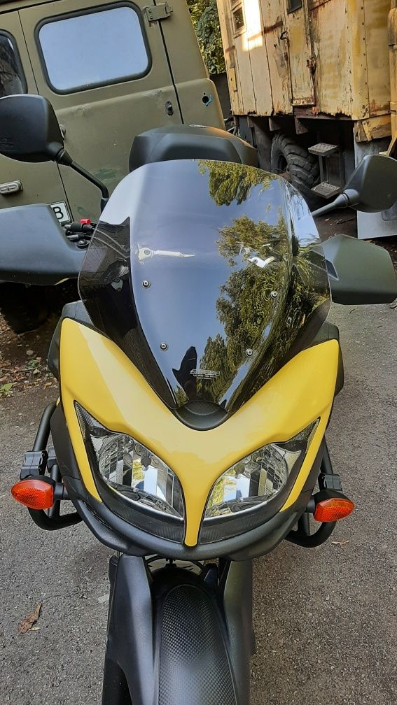 Ветровое стекло suzuki v-strom 650