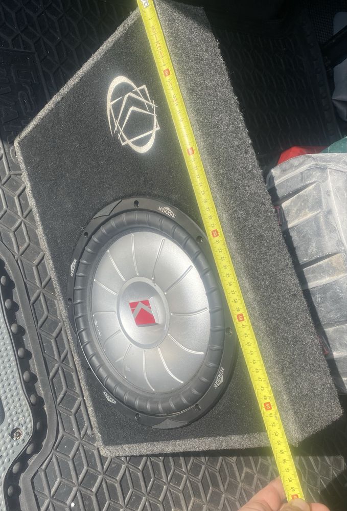 Subwoofer Kicker cvt 12 400w rms
