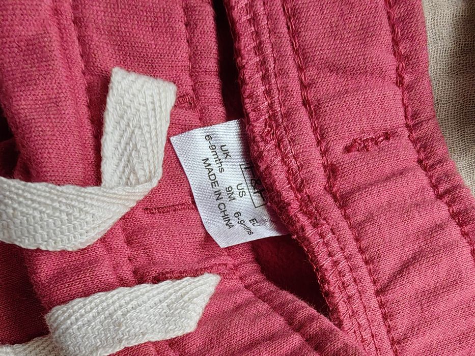 F&F spodenki dresowe błękitne malinowe 74