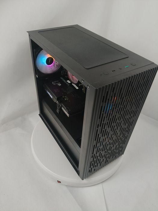 Komputer Gamingowy i5-14600K, RTX 3070, 32 GB,SSD,Win 11 Pro