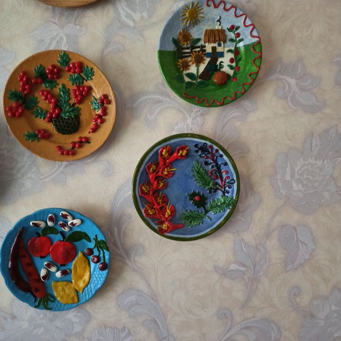 Декоративні тарілки