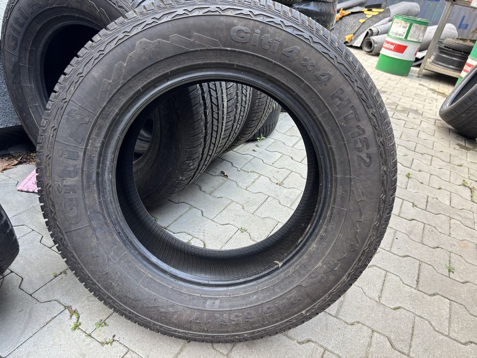 Giti 4x4 HT152 opony terenowe 245/65/17 jak nowe