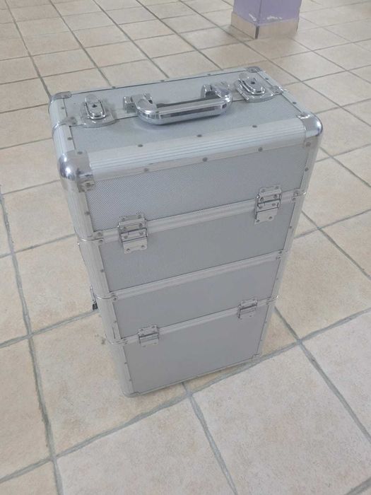 Trolley em alumínio