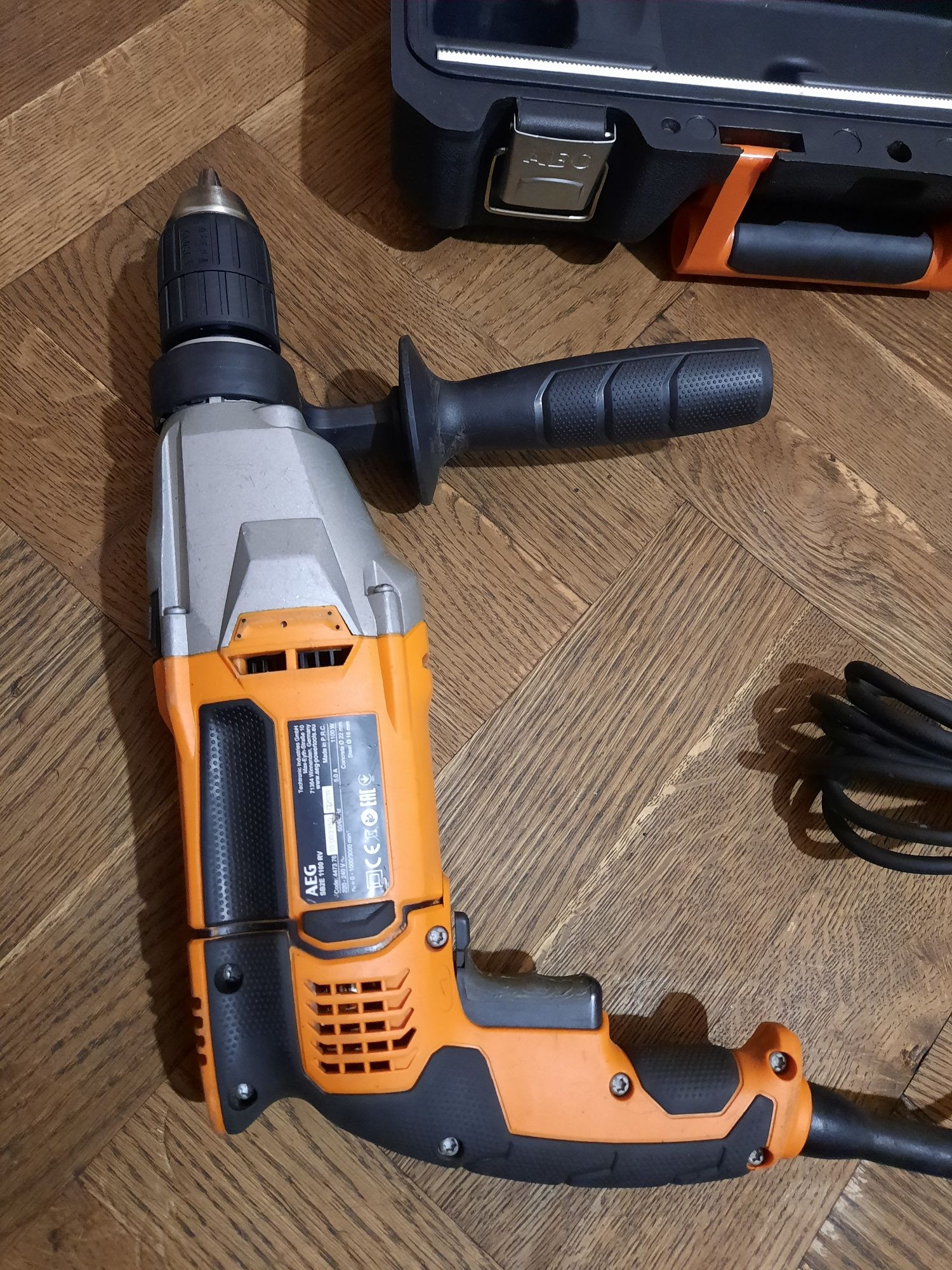 Дрель ударна двухшвидкісна AEG SB2E 1100 RV,1100вт