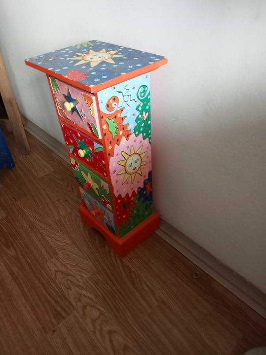 krzesełko szafka dziecięca kolonialne