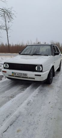 Volkswagen Golf 2