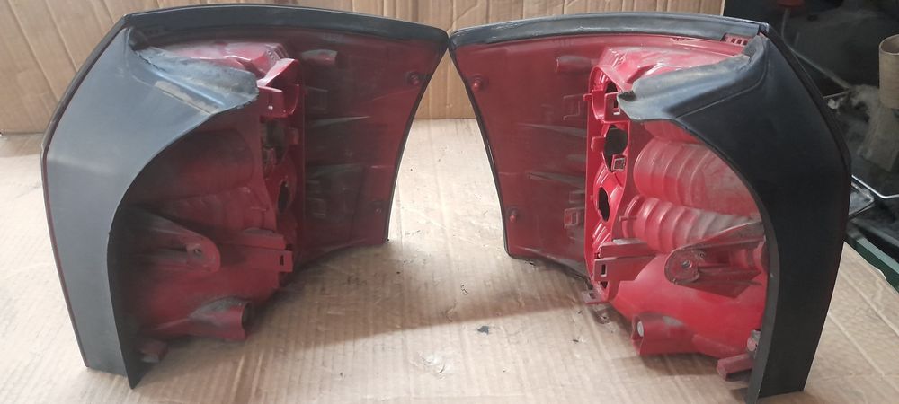 Farolins audi a4 b6 originais em bom estado