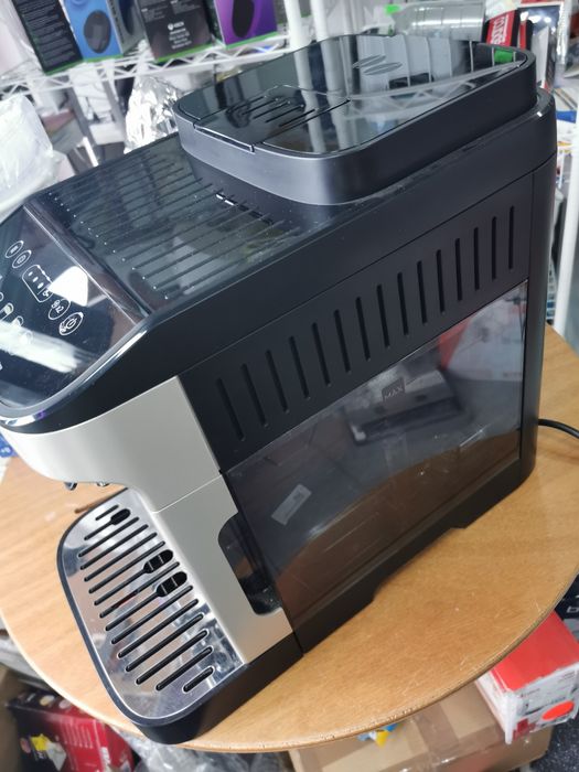 Ekspres ciśnieniowy De'Longhi Magnifica EVO  1450 W