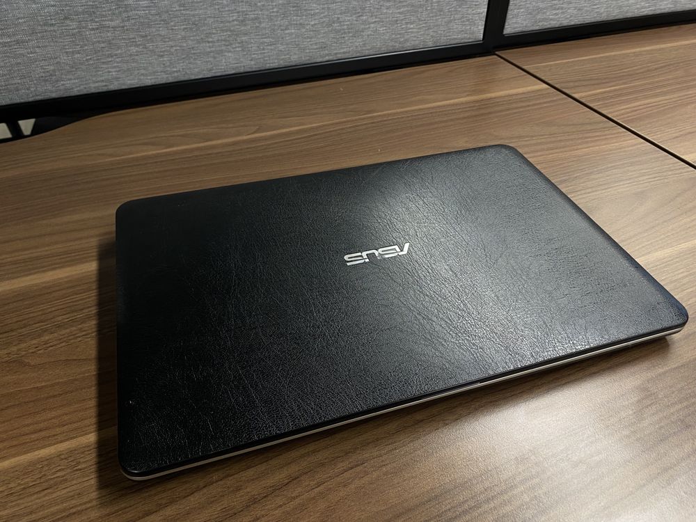 Новий ноутбук ASUS X540SA Chocolate Black
