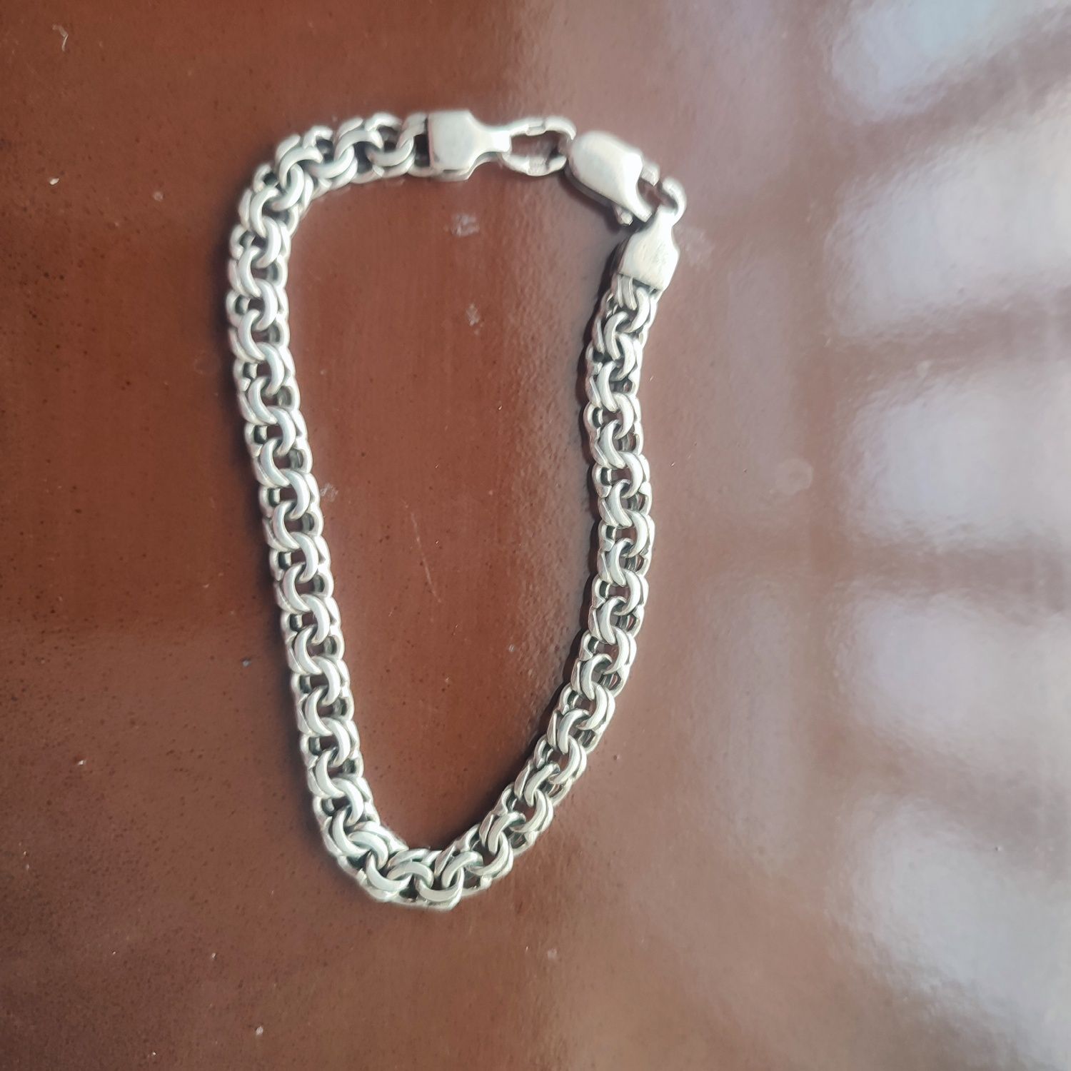Серебряный брослет