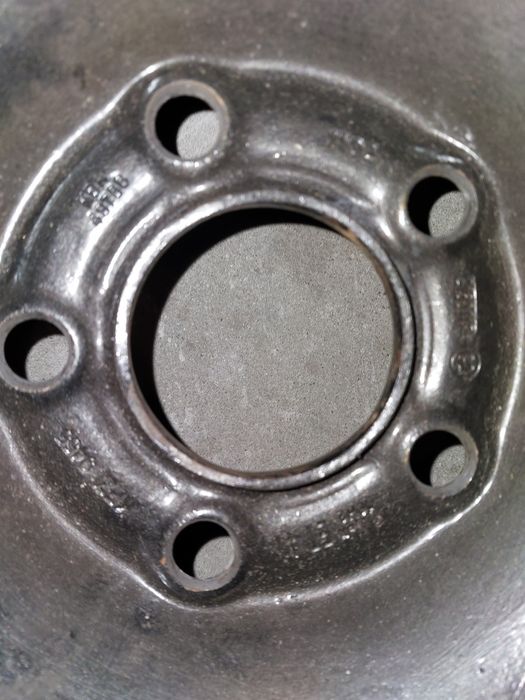 Komplet felg stalowych 16" Opel/Saab (5×110 ET 41)
ET 41ɓ