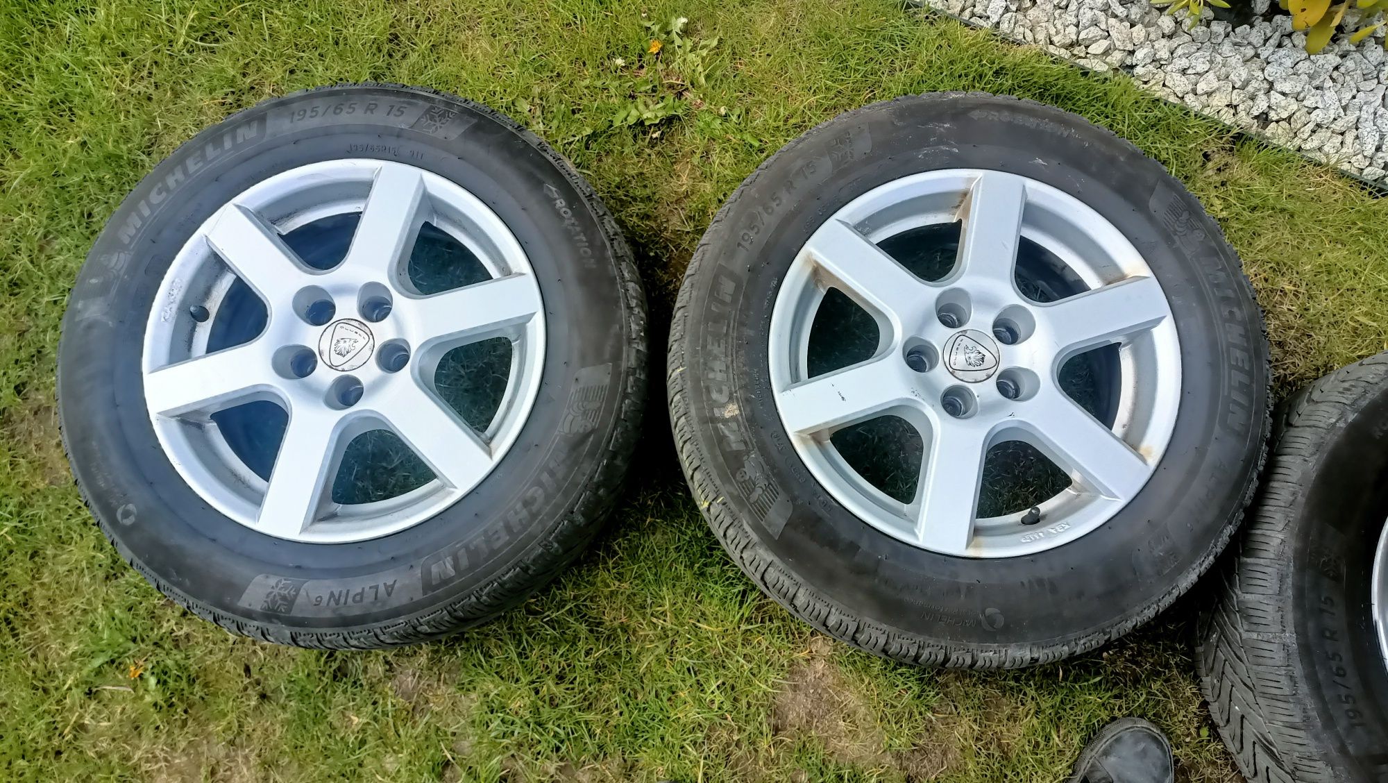 Koła zimowe Felgi 15 5x98 et30 Fiat Tipo itd 195/65/15