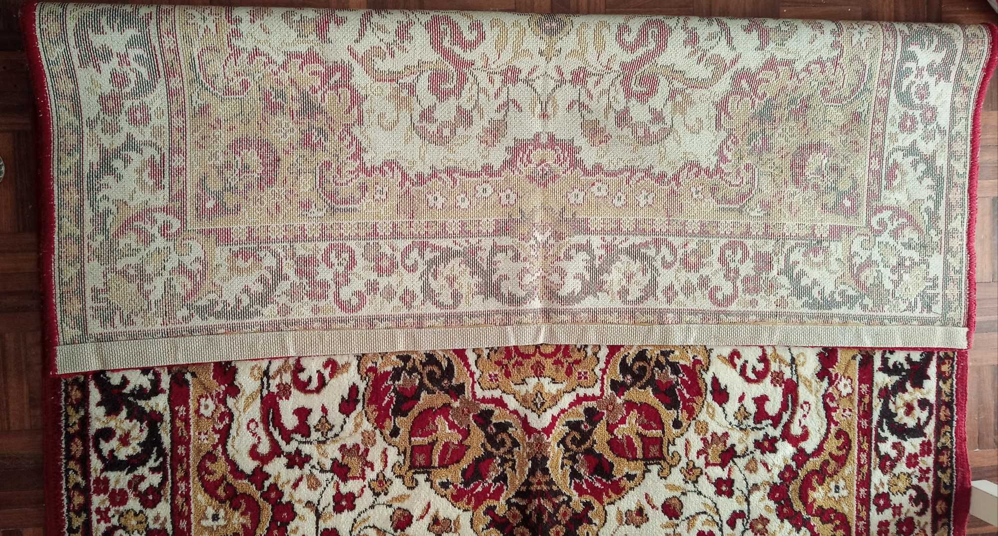 Tapete bordeaux 1,76x1,25 50€