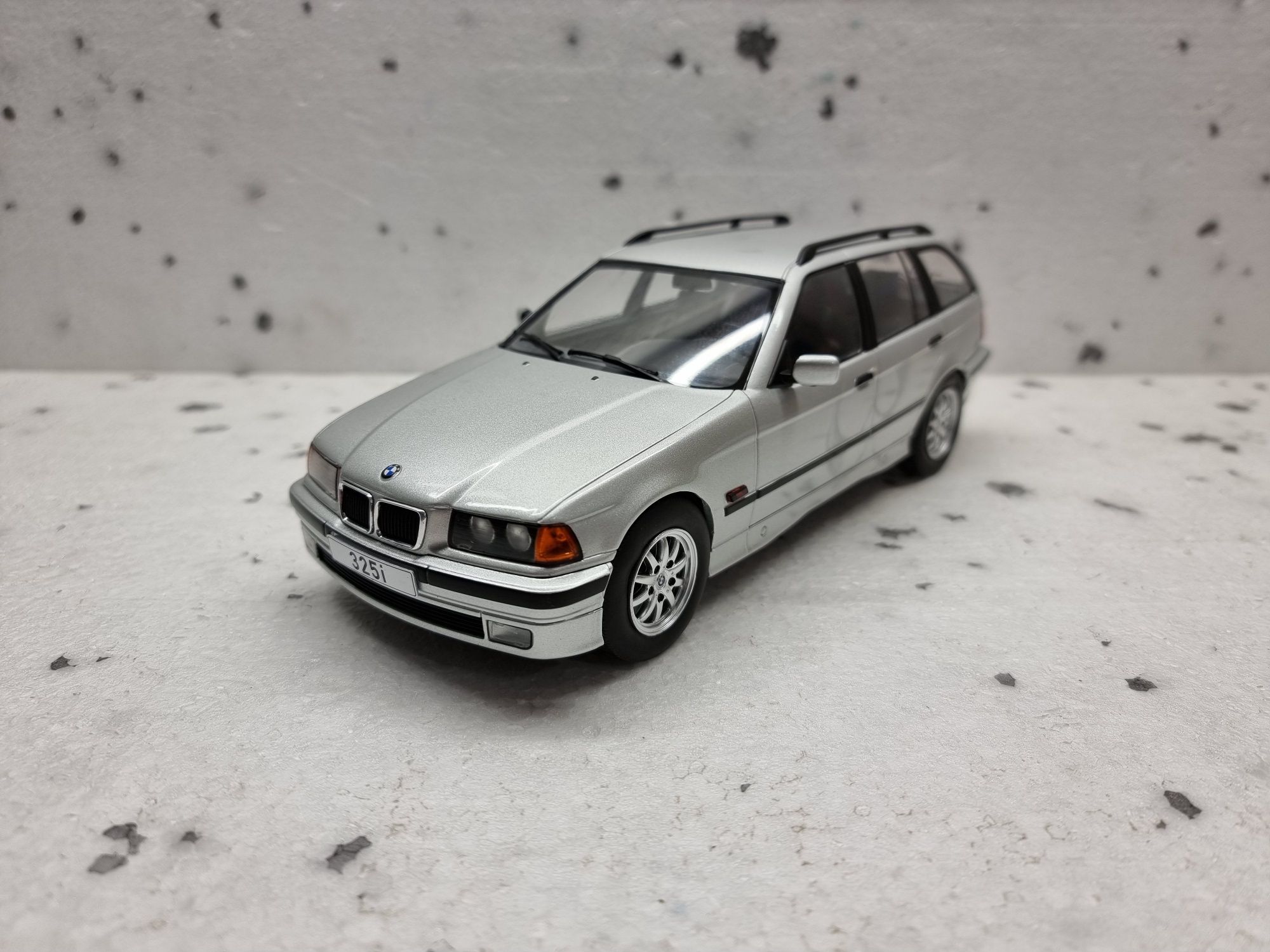 Bmw e36 mcg 1/18 norev minichamps kyosho Otto ottomobile autoart