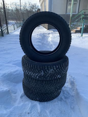 Зимові шини Michelin X-Ice North 4 (195/65 R15)