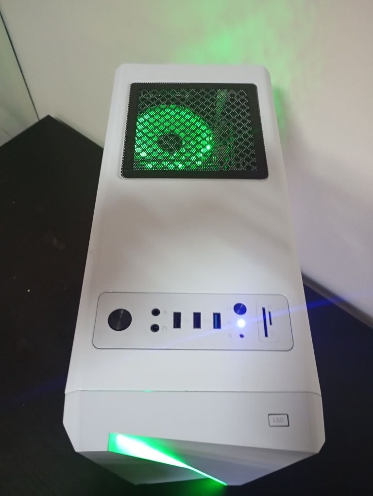 PC Gaming i7 ASUS Rog Strix 6600Xt oc