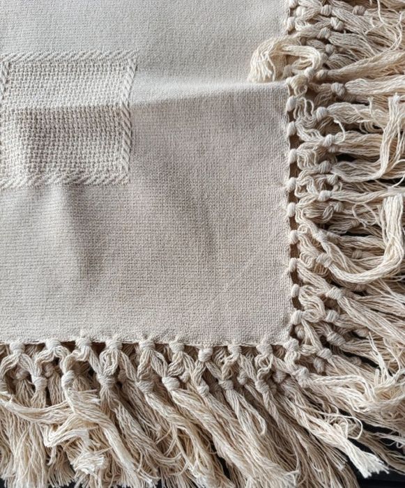 Toalha de mesa bordada 100% algodão