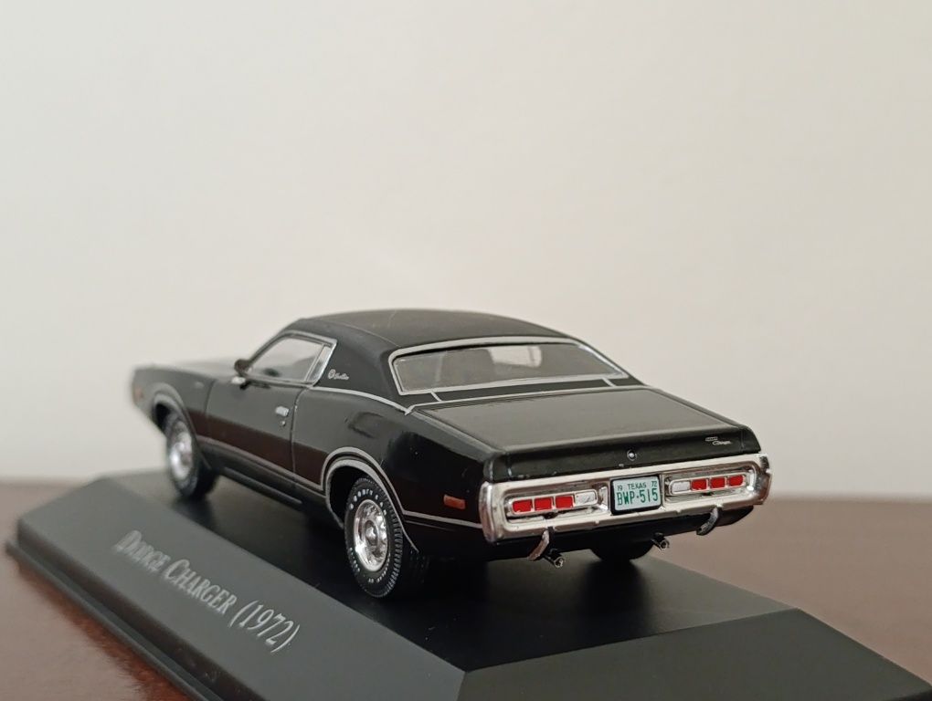 Dodge Charger 1/43