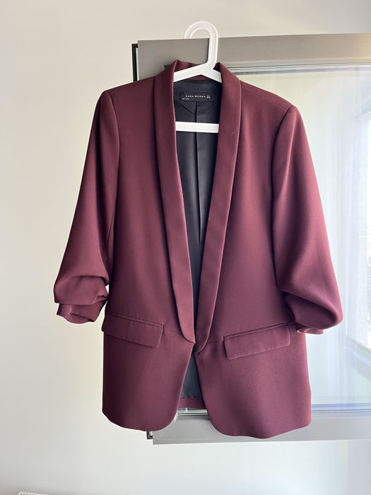 Burgundowa marynarka Zara