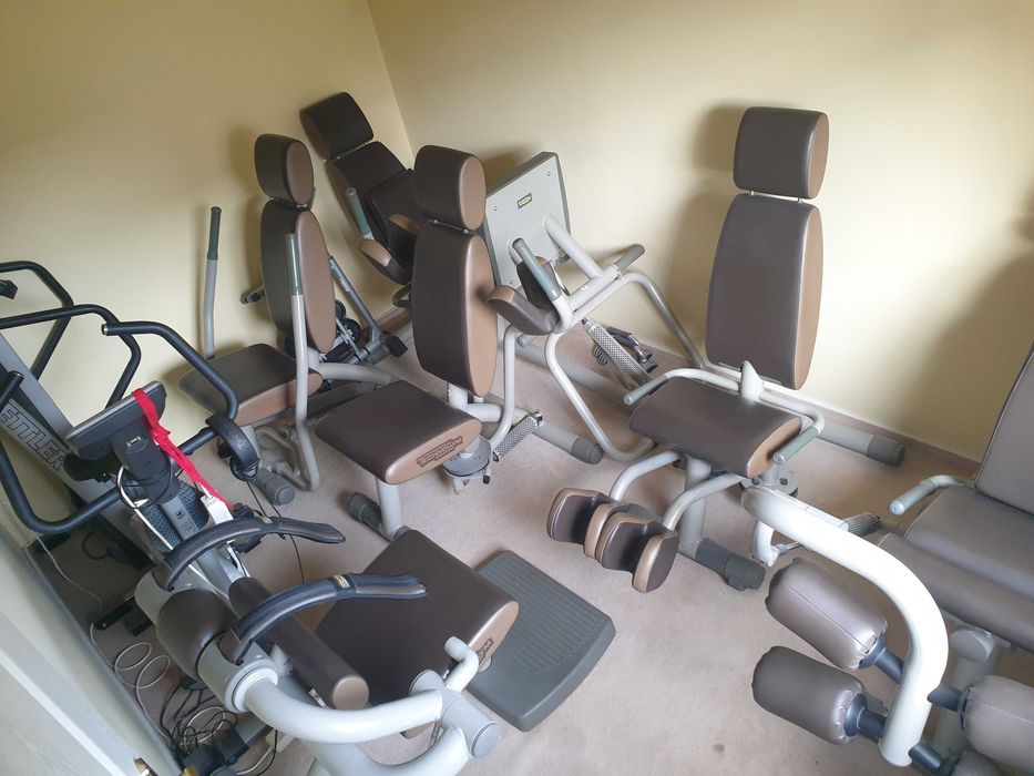 Siłownia Technogym Circuit Easy line zestaw 7 urządzeń do ćwiczeń