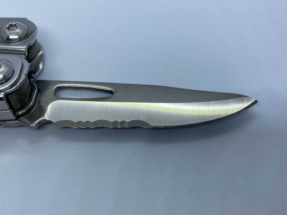 Мультитул инструмент Leatherman Rev