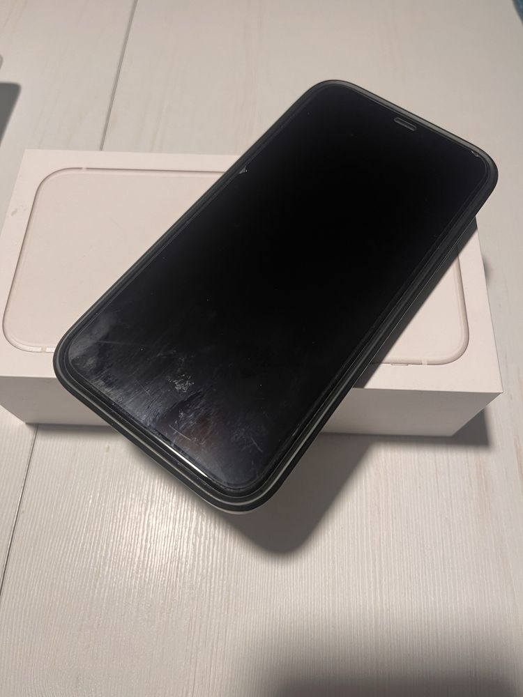 Iphone 11 128 GB stan idealny