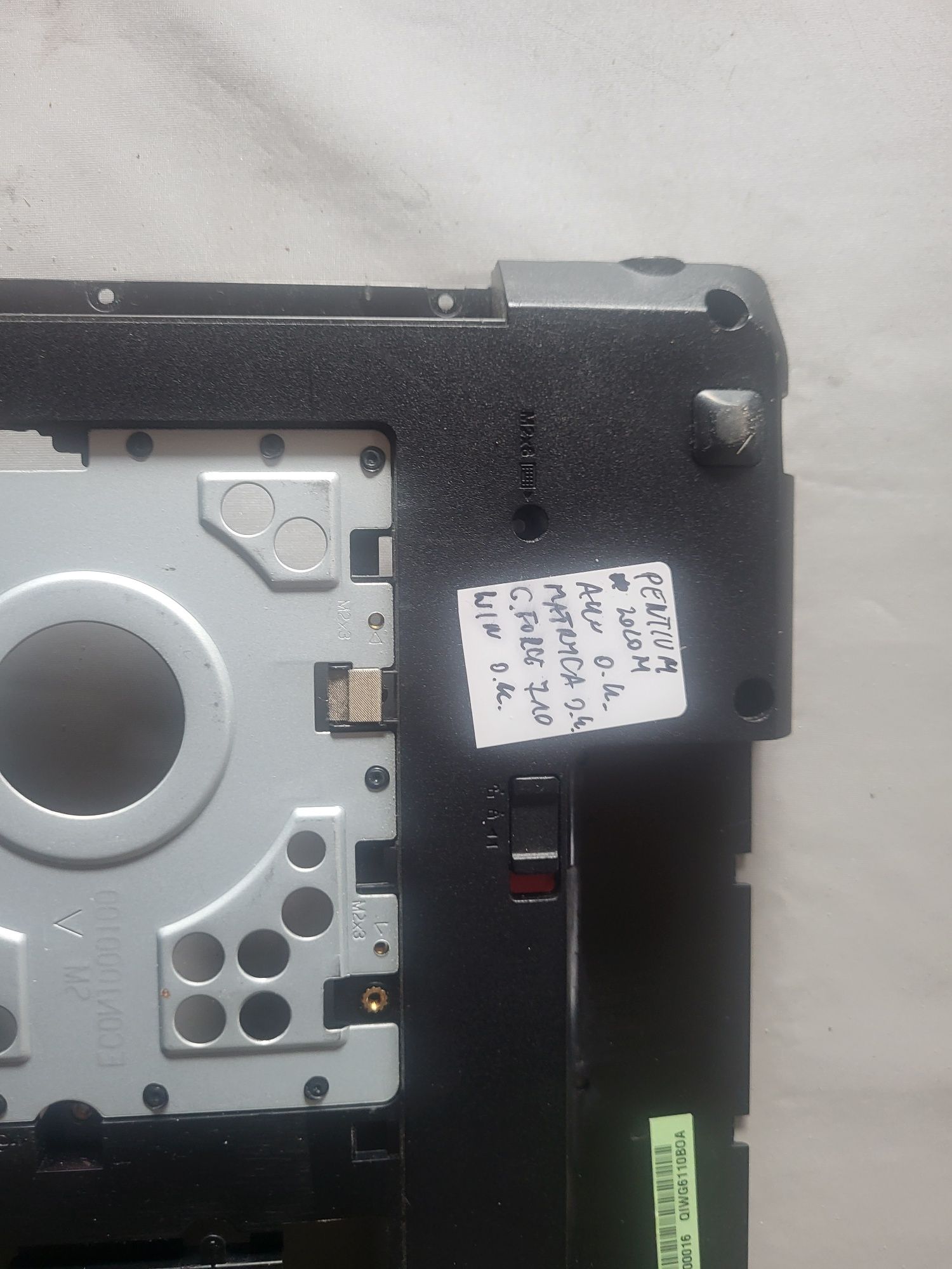 Sprzedam dolną obudowę do Laptopa LENOVO G580.20150.