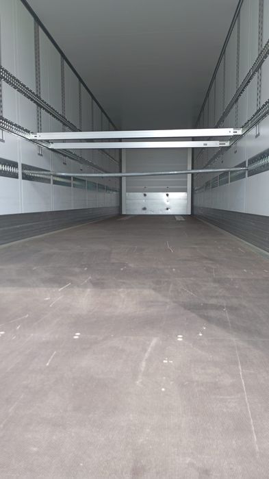 Cesja Ford f max plus naczepa schimtz