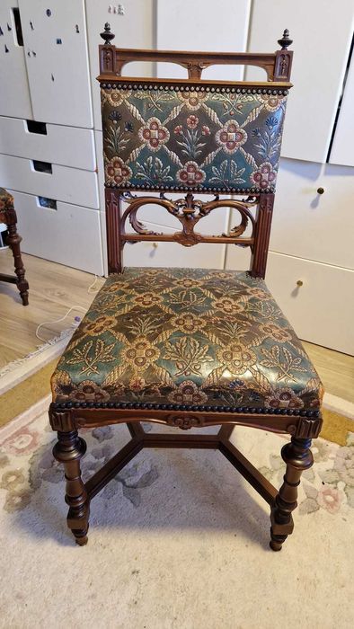 Антикварні стільці 1900-1910 рр