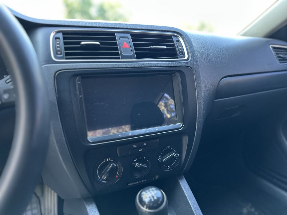 Volkswagen Jetta 2012 2,0 газ/бензин