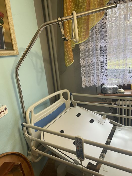 Łóżko rehabilitacyjne/szpitalne Hill-Rom serii 900