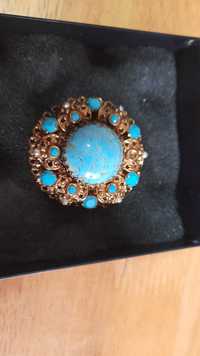 Conjunto de broche e fio