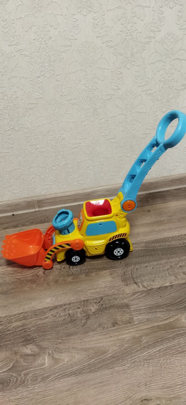 Каталка бульдозер Vtech Pop a Balls Push and Pop Bulldozer