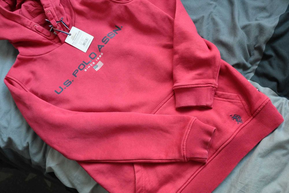 U.S. POLO ASSN Dziecięca  Czerwona bluza z kapturem 152/158  12/13 lat
