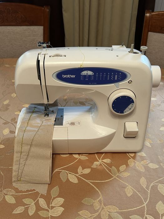 Швейная машинка Brother