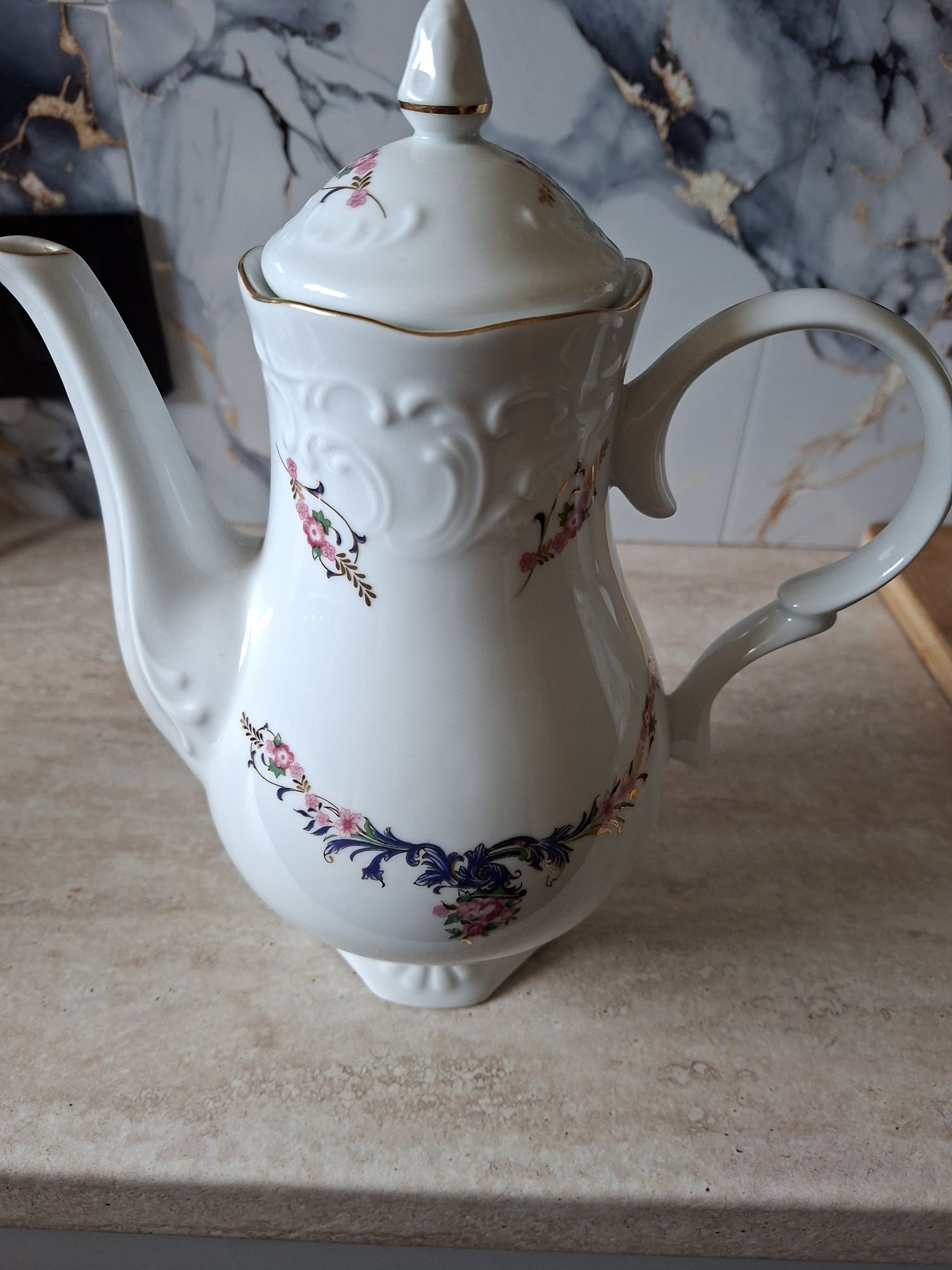 Dzbanek porcelanowy Menuet