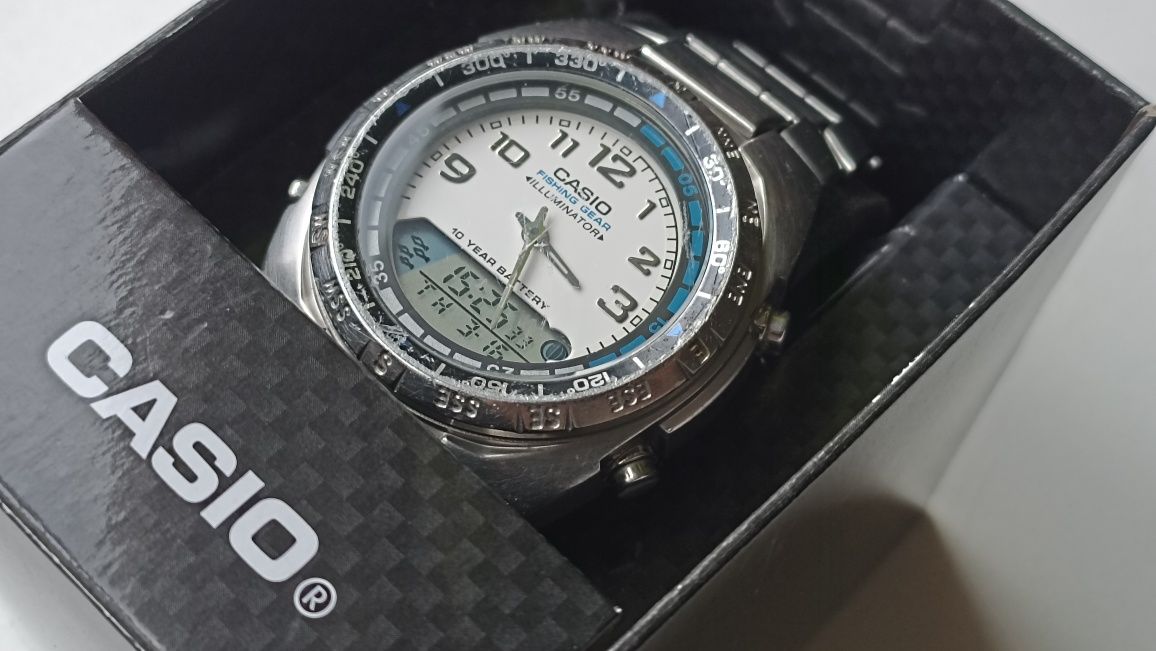 Годинник часы CASIO Fishing Gear illuminator AMW-700 Метал