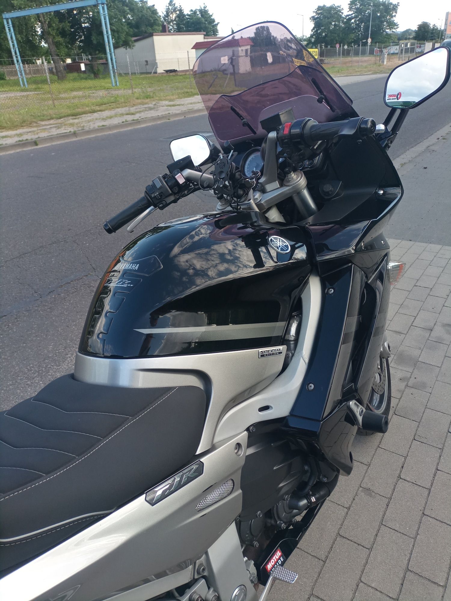 Sprzedam  YAMAHA FJR.Czarny metalik 2008,ABS,grzane manetki
