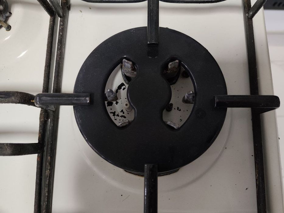 Газова поверхня Ariston