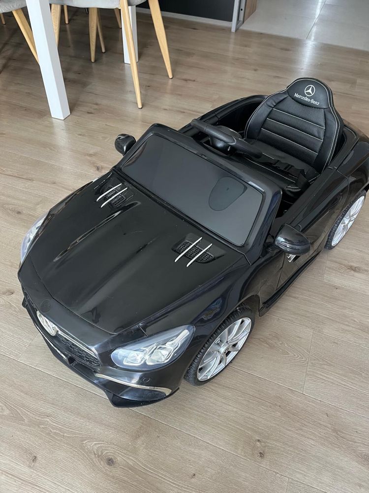 Autko elektryczne dla dzieci Mercedes