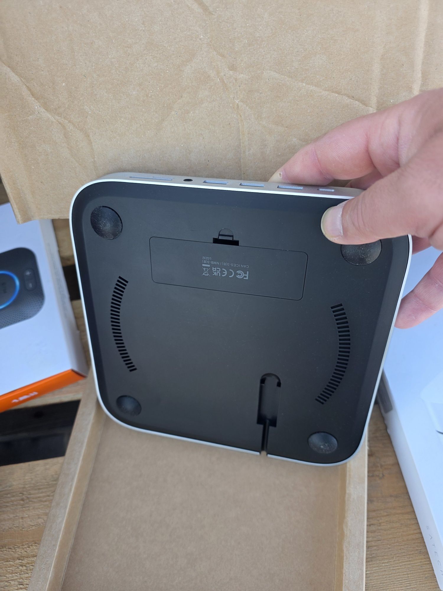 Док-станція Satechi Stand & Hub For Mac Mini / Studio With NVMe SSD En