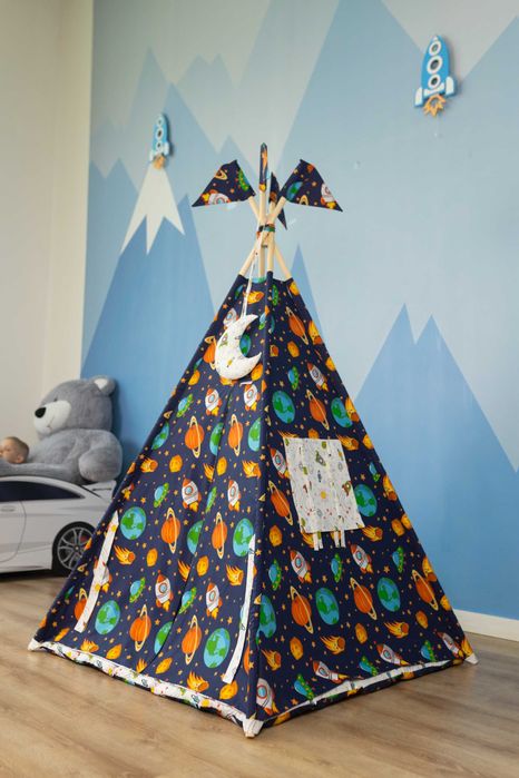 Дитячий вігвам “Космос” з планетами + підвіска Місяць у подарунок