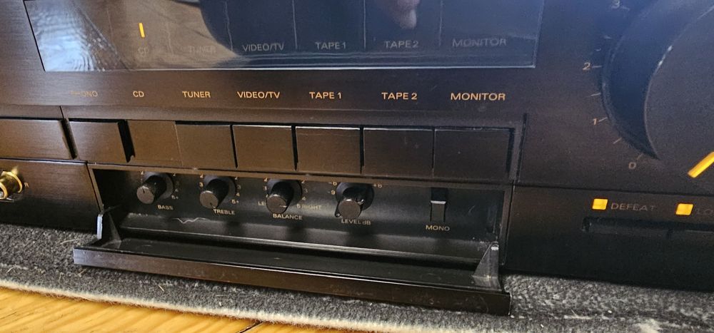 Grundig Fine Arts A-903 zintegrowany wzm. mocy-stan kolekcjonerski