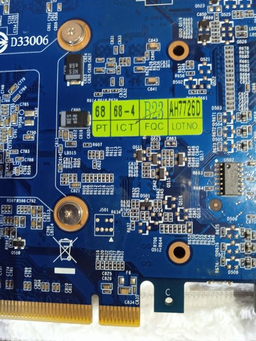 Видеокарта Nvidia GeForce GTX 460 GIgabyte.