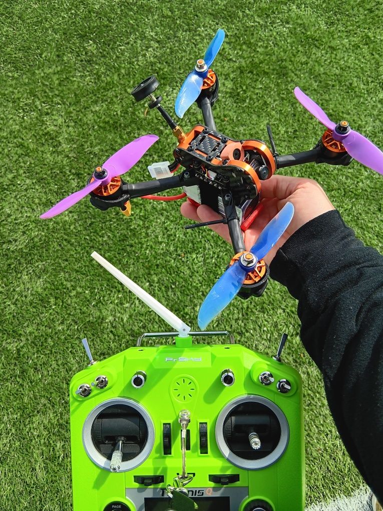 Drone FPV racing 5" - NOVO