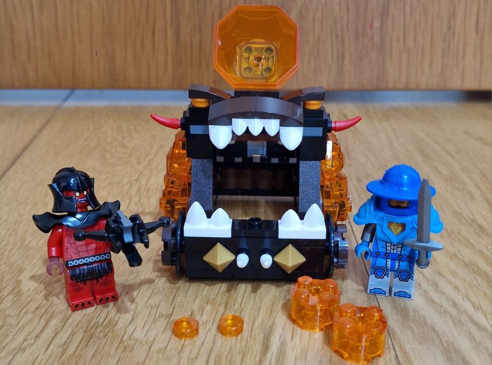 Lego Nexo Knights 70311 Chaos Catapult