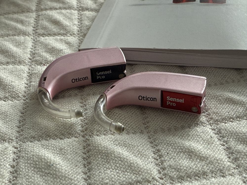 Sprzedam dwa aparaty słuchowe używane (dla dziecka) Oticon Sensei BTE
