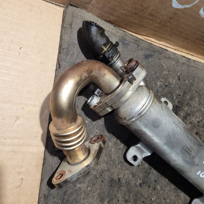 Chlodniczka rurka spalin EGR vw golf VI Touran audi seat skoda 2.0TDI